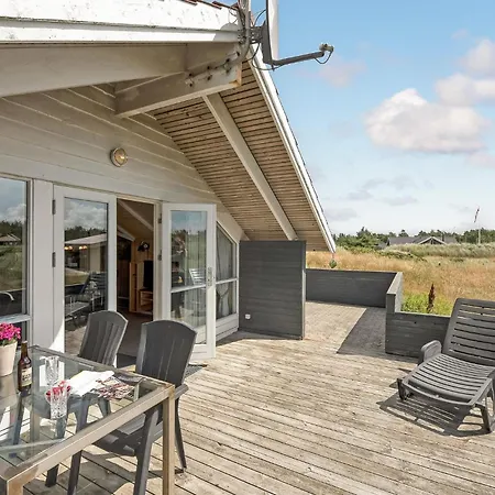 Belle Maison Avec Sauna à Hvide Sande Hébergement de vacances